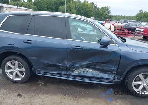 2021 Volvo Xc90 T6 Momentum 6 Passenger from USA, damaged, VIN YV4A221K3M1754176